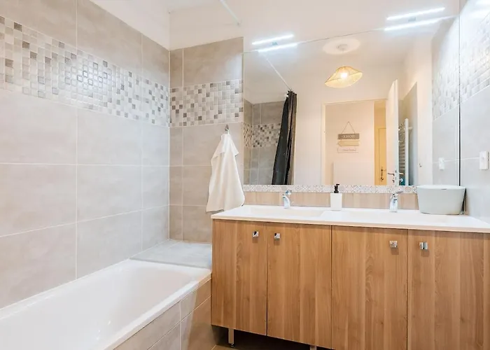 La Parenthese Confort - T3 Parking Wifi Proche Peripherique