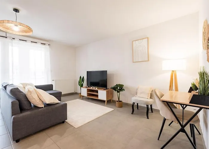 Appartement La Parenthese Confort - T3 Parking Wifi Proche Peripherique *