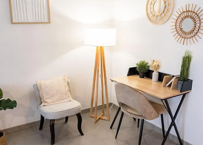 La Parenthèse Confort - T3 Parking Wifi Proche Périphérique Apartamento